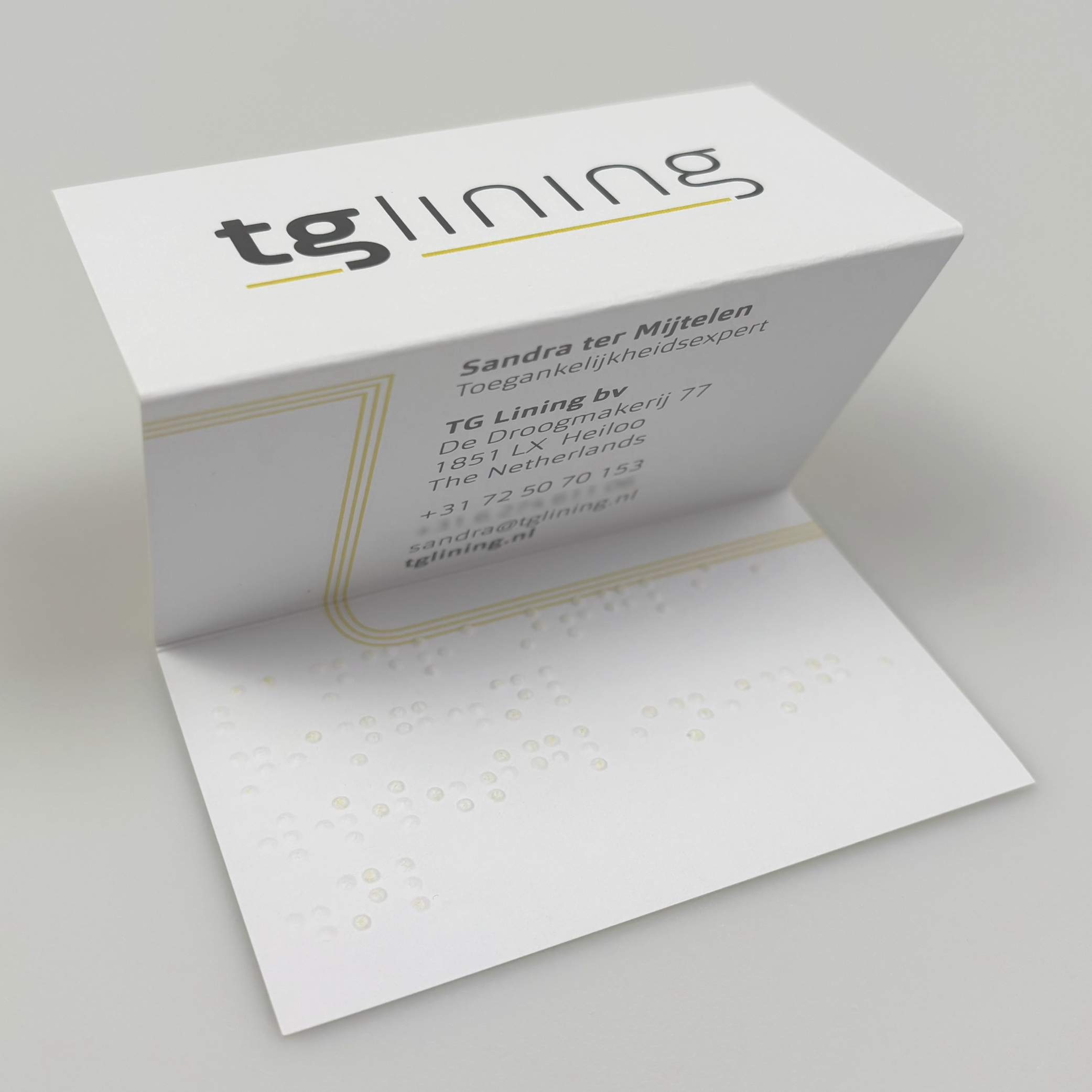 Willy Sengers - Opdracht TG Lining  visitekaartje met braille