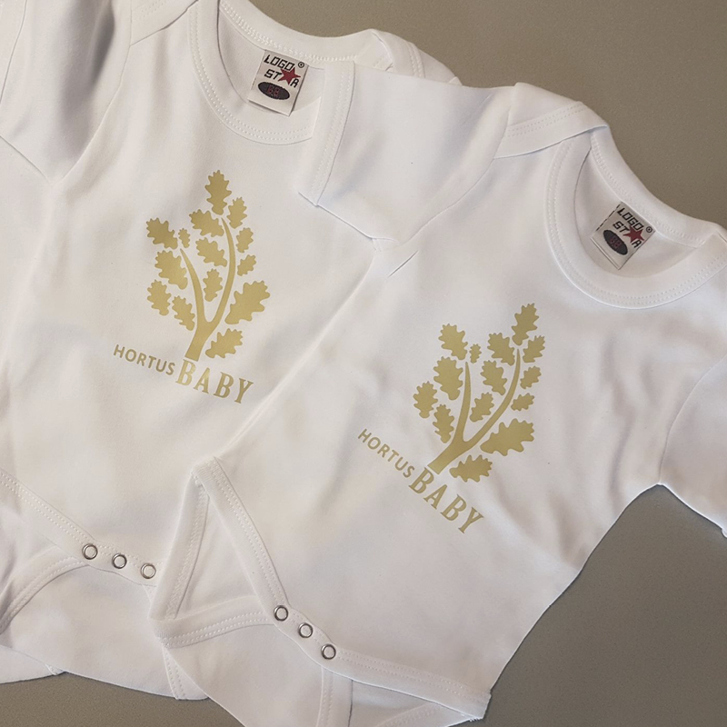 Willy Sengers - Hortus - rompertje voor Hortus-baby